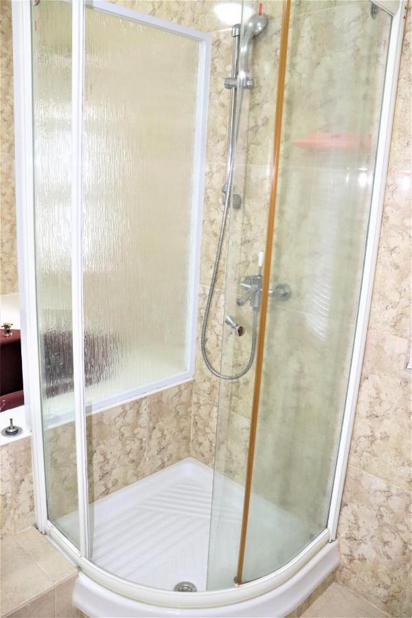 Mtr Tung Chung Near Airport Apartment, City Getaway, Pa Mei Village Tung Chung Hong Kong Exterior photo